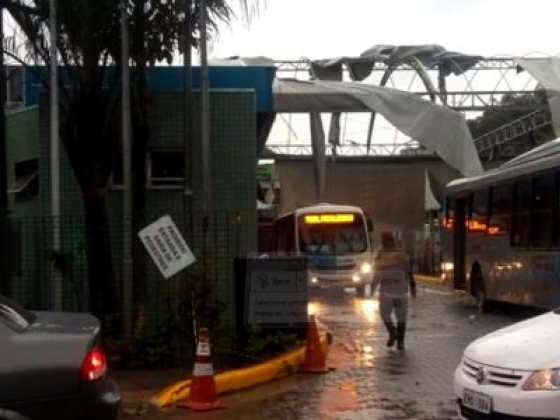 Chuva Forte em Parelheiros-Embu Guaçu - Seria Tornado?